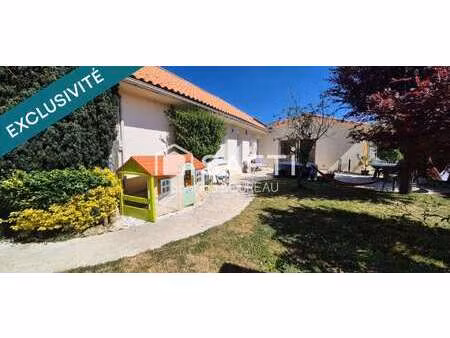 vente maison à échiré (79410) : à vendre / 172m² échiré