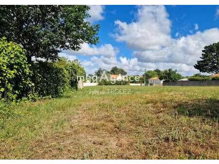 vente terrain à vairé (85150) : à vendre / 1912m² vairé