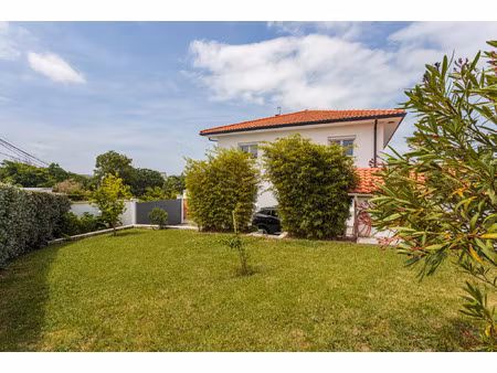 vente appartement 3 pièces 63 m² biarritz (64200)