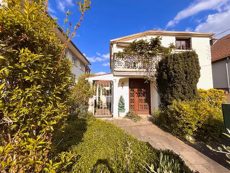 vente maison 5 pièces  94.00m²  metz