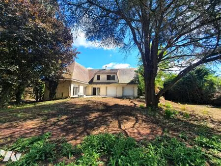 vente maison 9 pièces 205 m² émiéville (14630)