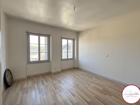 appartement t2 48m² centre-ville - saint amand montrond