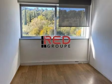 location bureaux 460 m²