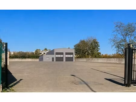 location entrepôt mérignac 33700 331m²