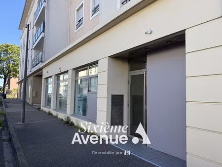 murs commerciaux decines charpieu 144 40 m2