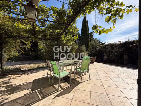 maison le thor 210 m² sur 2246 m² de terrain en campagne