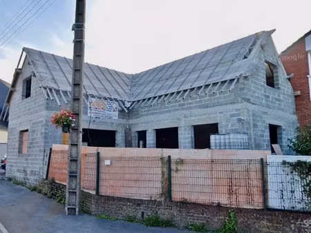à vendre maison en cours de construction avec garage atten