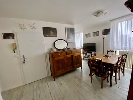 appartement avec ascenseur à rénover à vendre à maubeuge