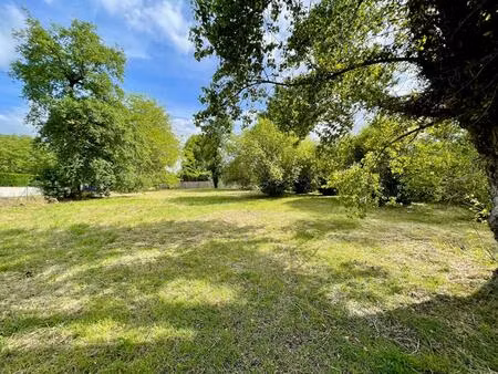 terrain merignac 1385 m2