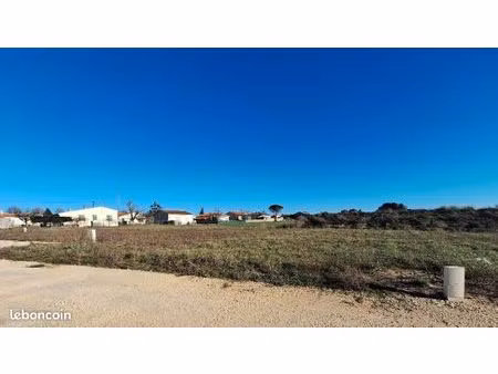 terrain 404 m² semussac