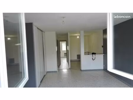 libre début juin 2 pièces