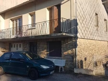 location maison de ville