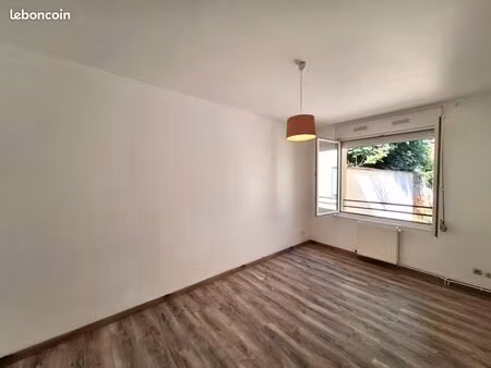 maison 3 pièces 50 m² centre-ville  au calme