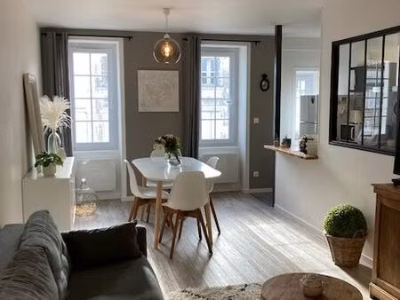 appartement t4 duplex- hyper centre