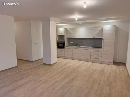 appartement 3 pièces 90 m²