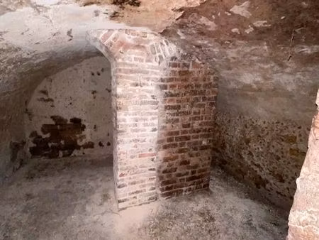 location cave paris palais royal