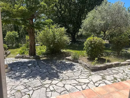 location appartement 3 pièces 80 m² à pierrevert (04860)  nan €