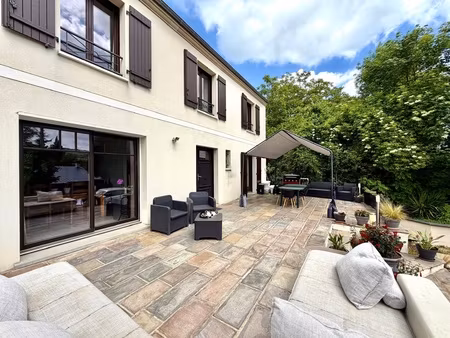 maison 7 pièces - 160 m²