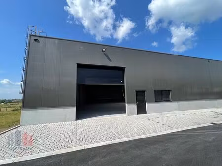surface industrielle à louer à deinsesteenweg 121 tielt (rbv95797)