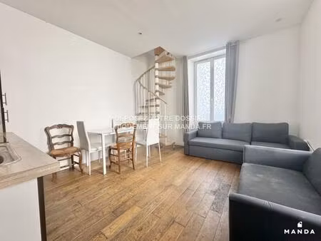 t2 - meublé 7  rue de l'île maubelle  91150  étampes  france
