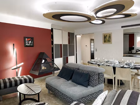 a vendre en viager libre - superbe appartement t4 avec place