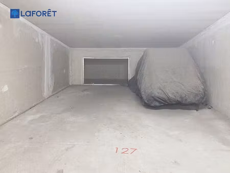 parking / box lorient