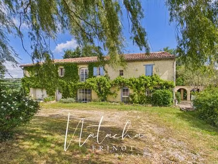 maison de caractère 250 m² avec piscine et vue campagne – puylaurens