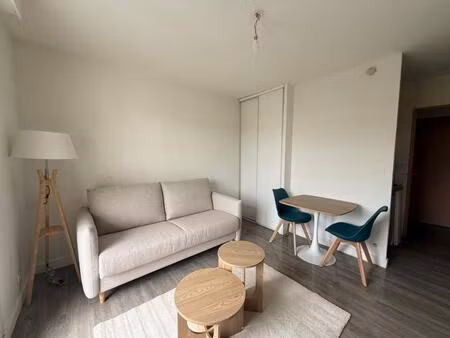 studio meublé à joue les tours