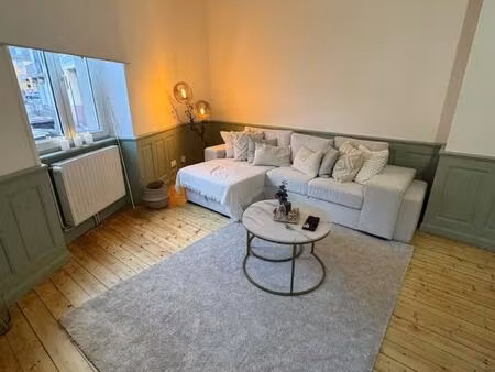 beaucoup de charme appartement totalement rénové