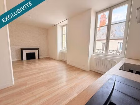 appartement centre bourg avec stationnement privatif.