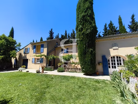 charmant corps de ferme rénové avec piscine  chênes truffiers
