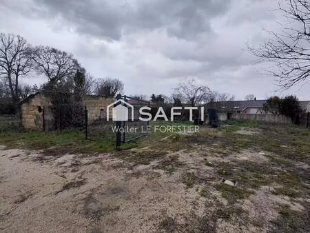 annexe de maison clos sur terrain de 300 m²