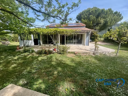 maison de type 4 avec piscine et garage