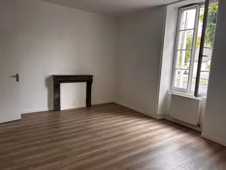 à louer appartement 70 07 m² – 510 € |la flèche