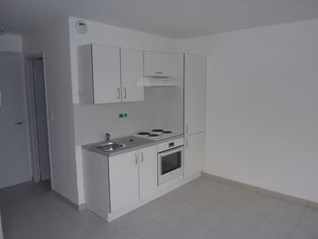 à louer appartement 35 06 m² – 422 € |la flèche