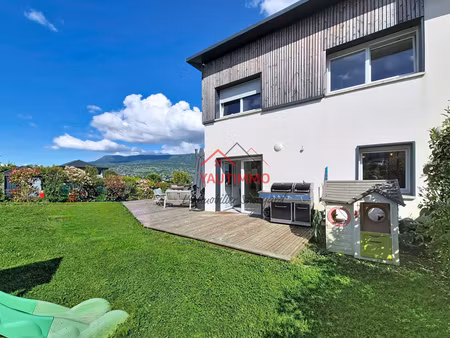 rare à haut-monthoux – duplex-jardin esprit maison avec plus de 210 m² d’extérieur