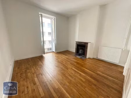 appartement à louer 2 pièces 61.77 m² - lyon 7e arrondissement (69007) - 895€