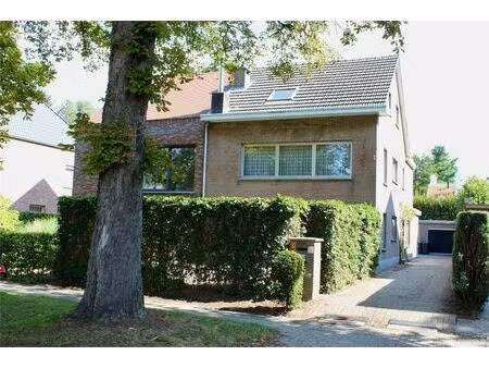 appartement te huur in brasschaat met 1 slaapkamer