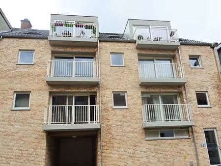 appartement te huur in sint-niklaas met 2 slaapkamers
