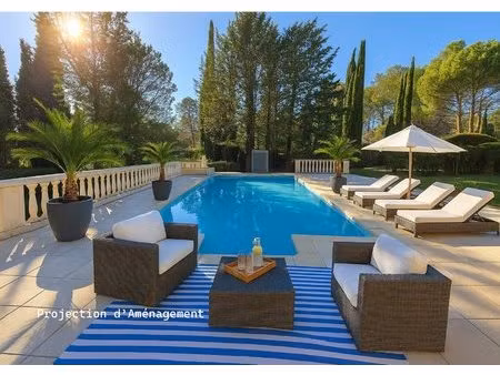 villa brignoles - 204 m2 habitables - 5000 m2 terrain - piscine - garage