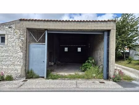 achat parking semussac 17120