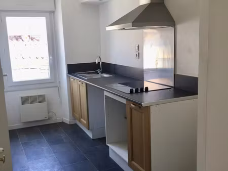 location appartement 2 pièces 38 m² à carcassonne (11000)