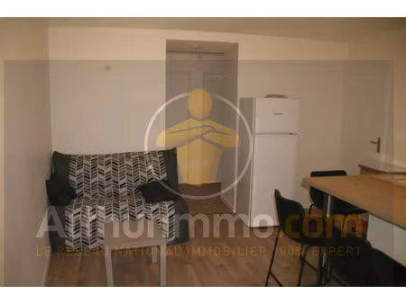 location appartement 3 pièces 49 m2 à plumelec