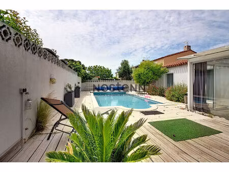 magnifique maison t5 de plain-pied avec piscine situé vitrolles proche rocher