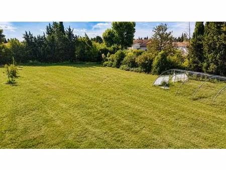 terrain constructible viabilisé 318 m² à vendre rognonas
