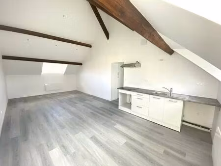 appartement f3 refait à neuf