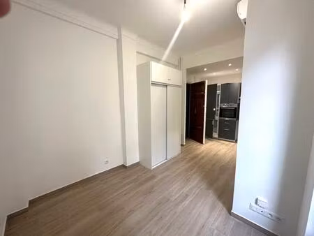studio neuf location vide