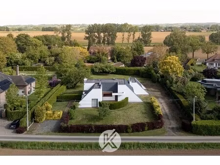 architecturale rust in het groen van geraardsbergen