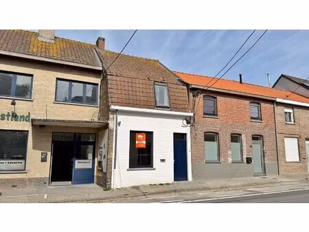 charmante opgefriste woning met gezellige tuin en terras