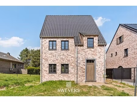 vrijstaande nieuwbouw villa op 5a 73ca in centrum paal